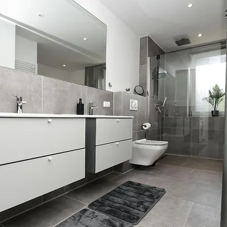 Lightplace • Grosse • 3 Schlafzimmer • Boxspring • Smart Tv • Biergarten • Restaurant Διαμέρισμα Μπραουνσβάιγκ