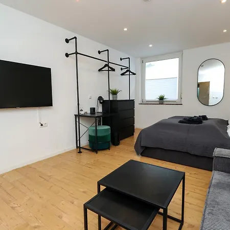 Lightplace • Grosse • 3 Schlafzimmer • Boxspring • Smart Tv • Biergarten • Restaurant * Braunschweig