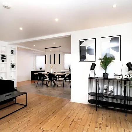 Lightplace • Grosse • 3 Schlafzimmer • Boxspring • Smart Tv • Biergarten • Restaurant * Μπραουνσβάιγκ