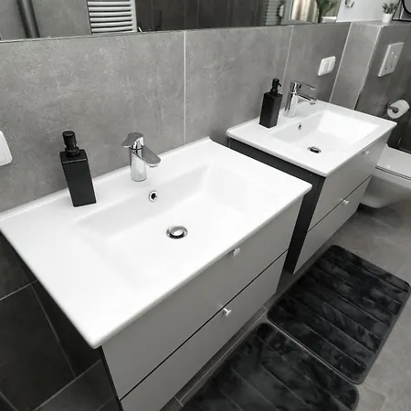 Lightplace • Grosse • 3 Schlafzimmer • Boxspring • Smart Tv • Biergarten • Restaurant Διαμέρισμα