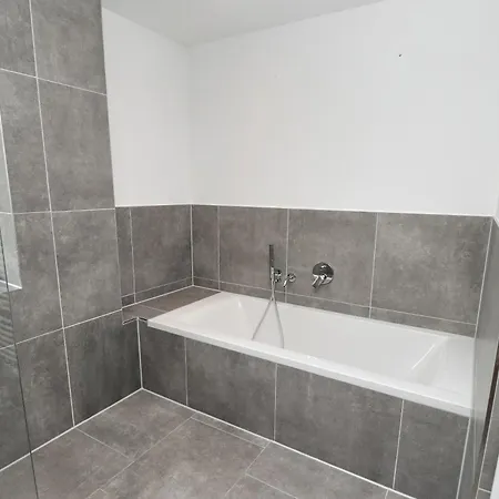 Lightplace • Grosse • 3 Schlafzimmer • Boxspring • Smart Tv • Biergarten • Restaurant Διαμέρισμα *